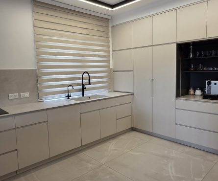 וילונות זברה